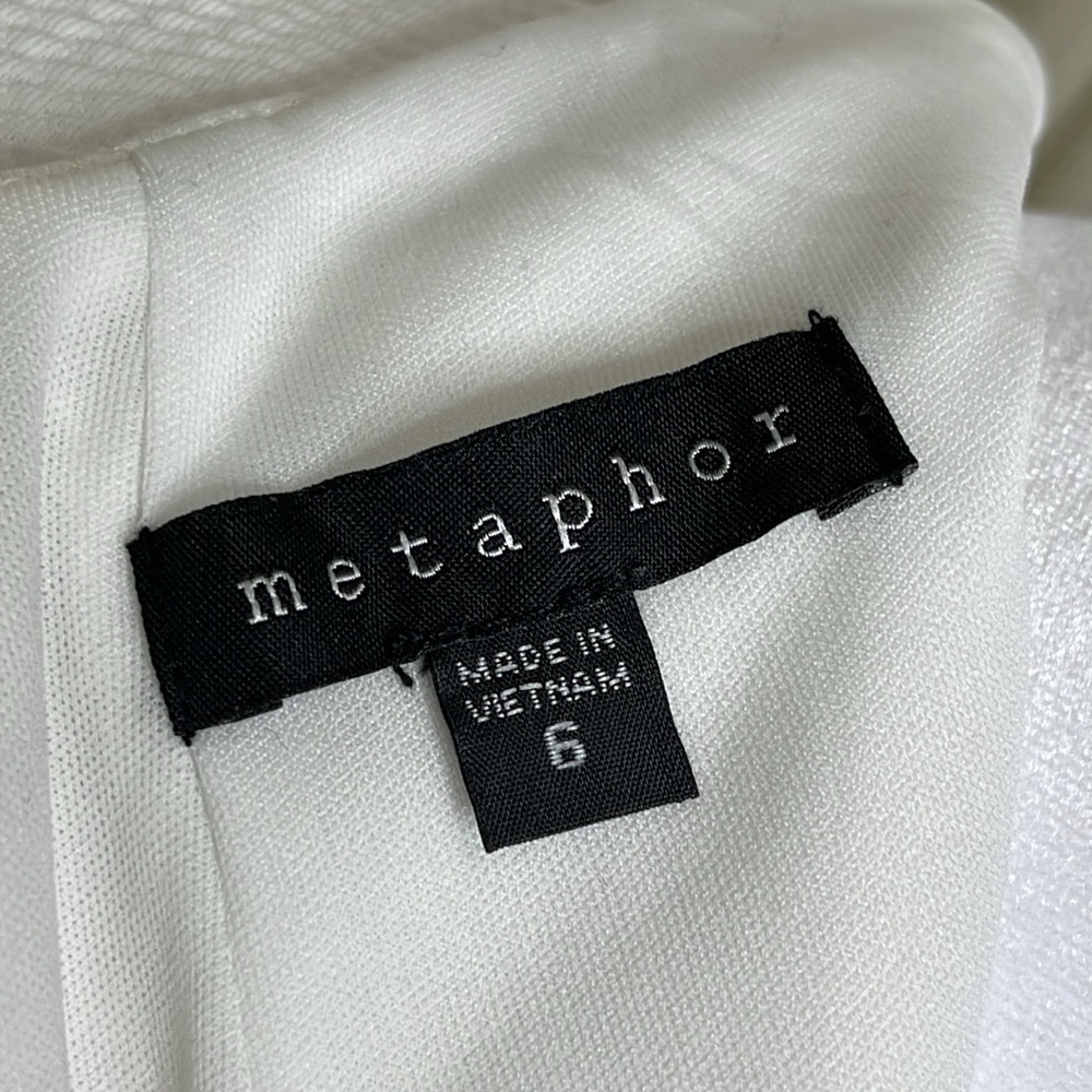 METAPHOR Women's White and Black Color Block Slee… - image 7